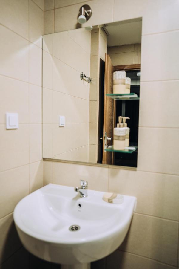 Sana Apartments Охрид Екстериор снимка