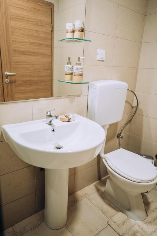 Sana Apartments Охрид Екстериор снимка